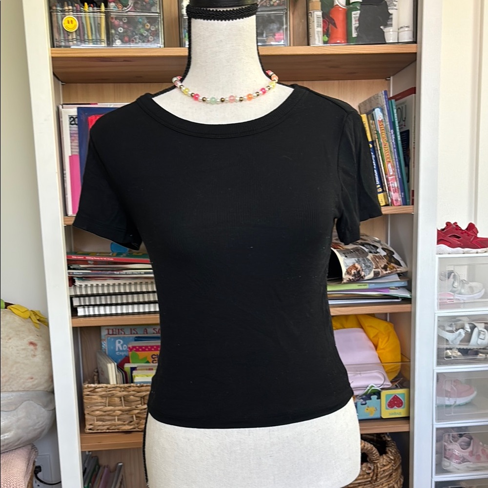 Black Fitted Short Sleeve T-Shirt